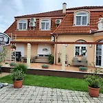 B&B Ambrozia