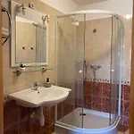 B&B Ambrozia 3*
