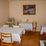 B&B Ambrozia
