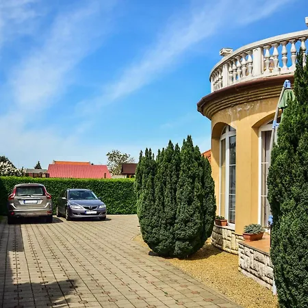 Oda ve Kahvaltı Ambrozia Kanije